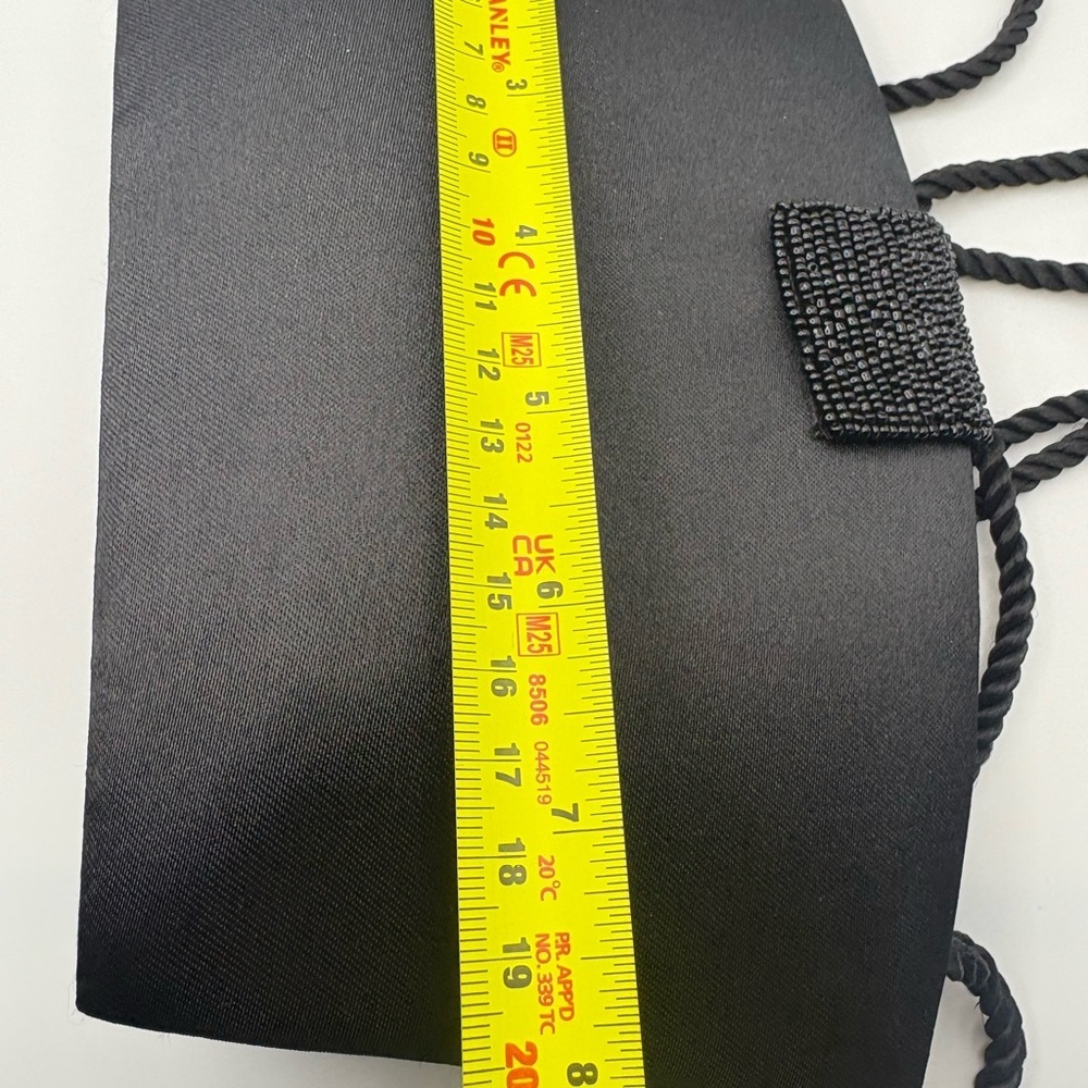 Shiseido Black Clutch - Picture 11 of 11